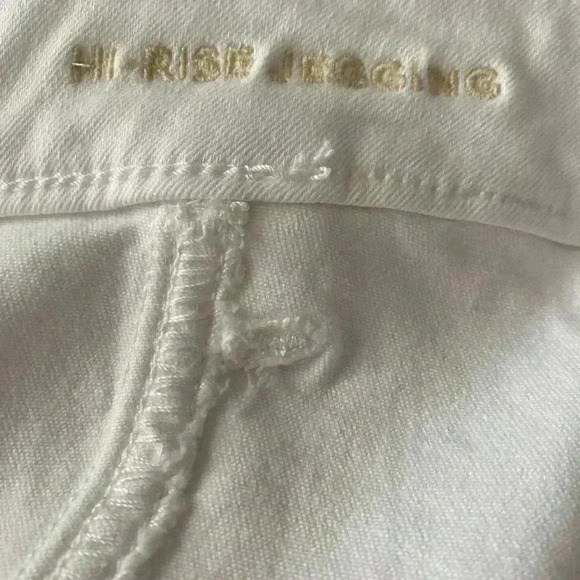 🆕 AEO Plus-size Hi-Rise White Jegging Jeans 20 🆕 - Picture 11 of 14